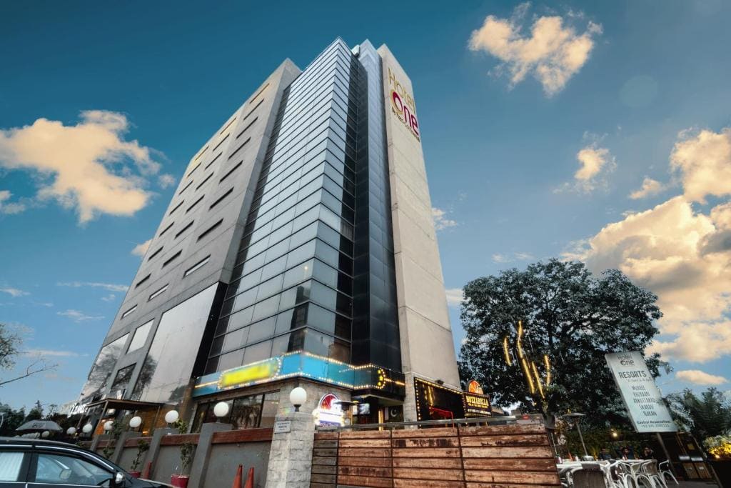 Hotel One Gulberg, Lahore - Main view