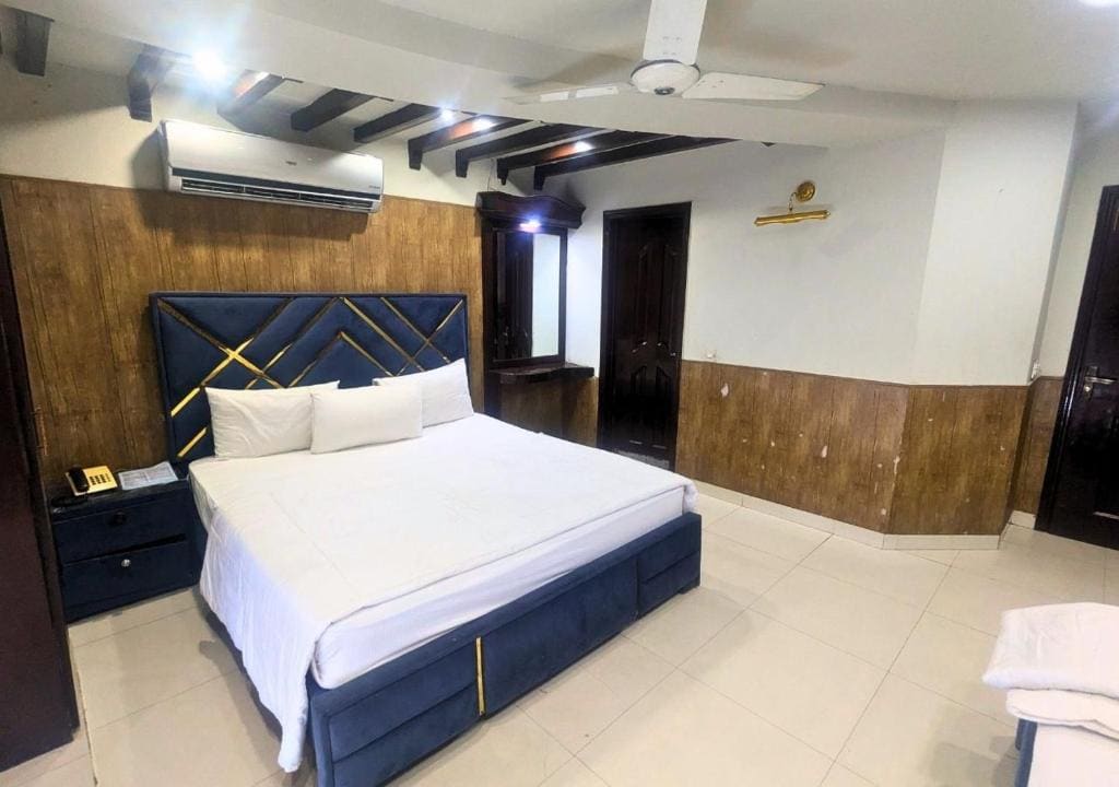 Quick continental Hotel - Jail Road - View 6