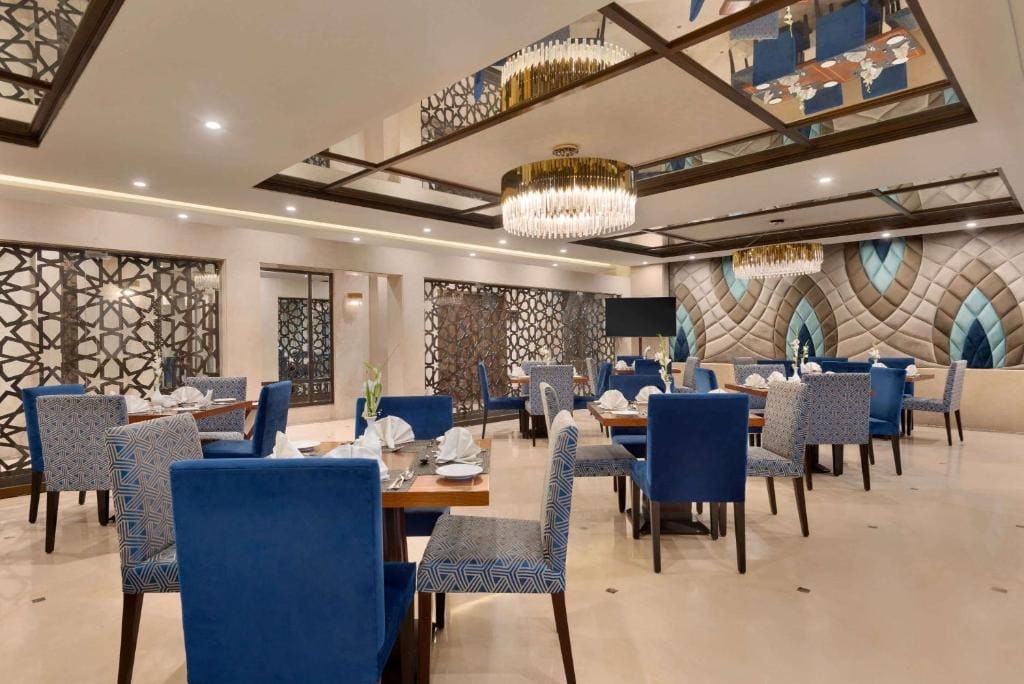 Ramada by Wyndham Lahore Gulberg II - View 3