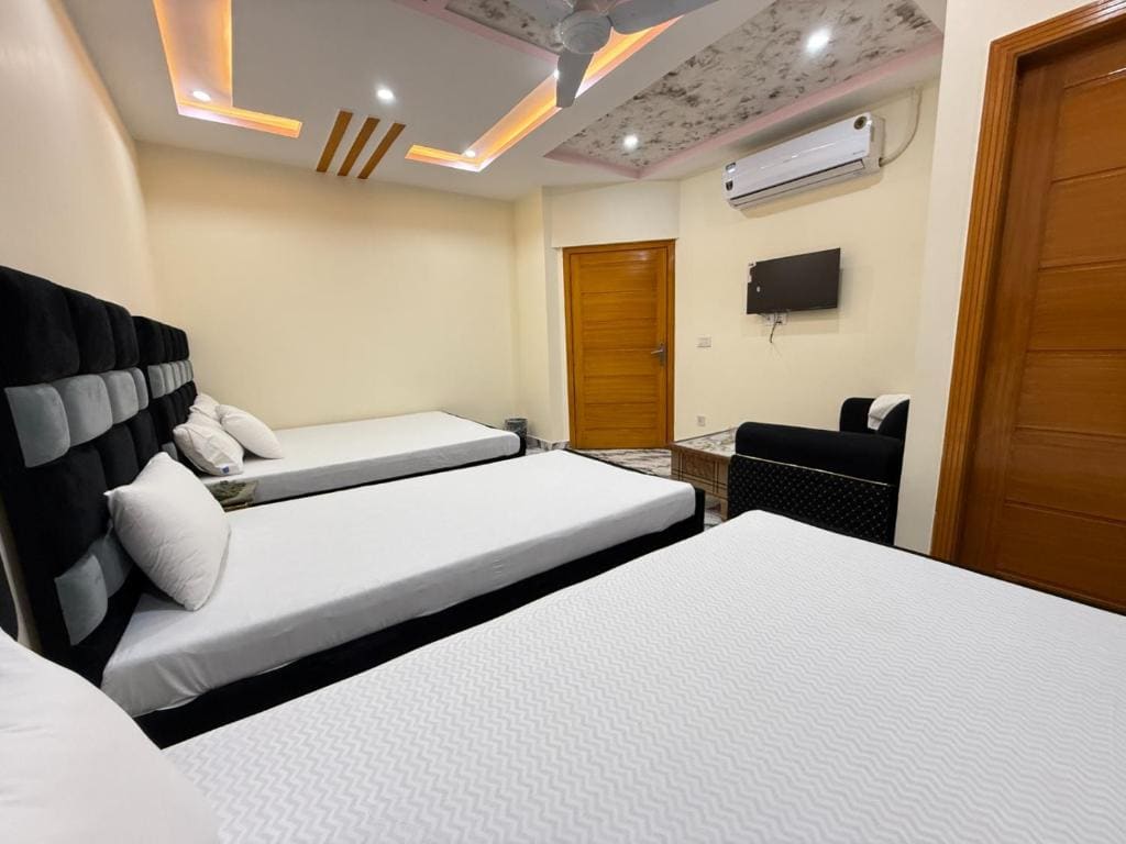 Serene Elegance Hotel - View 4