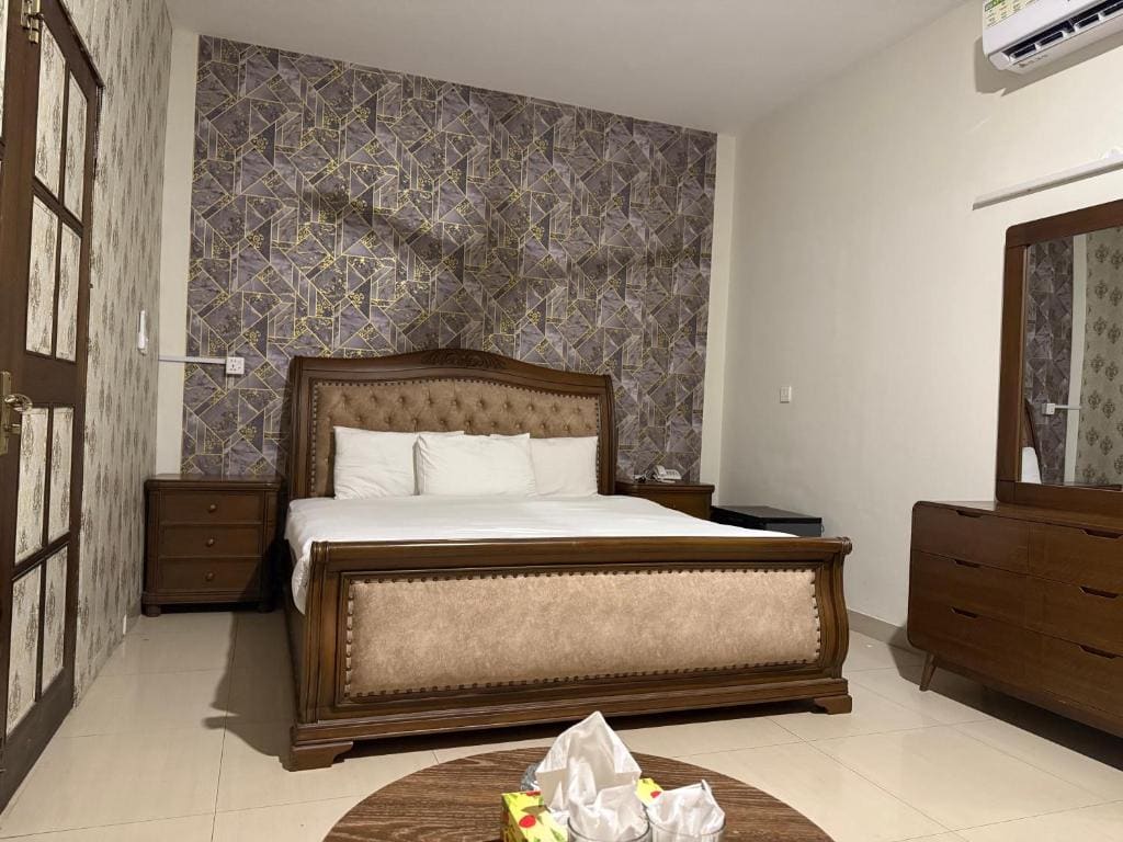 Solace Inn - View 2