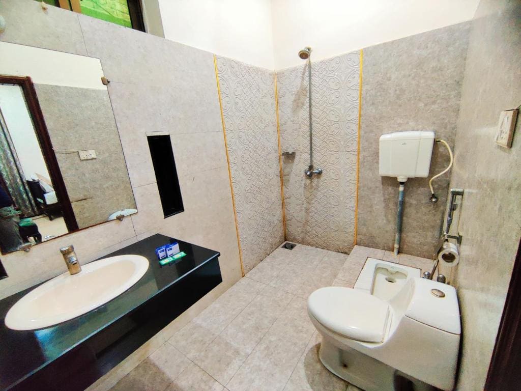 Hotel Pak Continental Multan - View 2