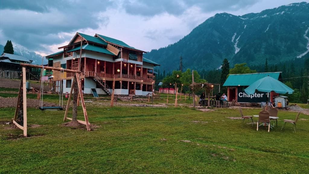 Wanderlust Chapter 1 - Main view