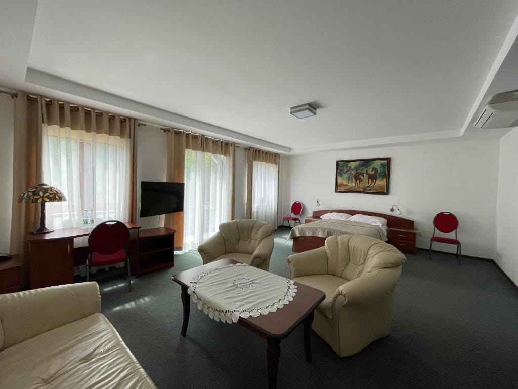 Hotel August - View 7