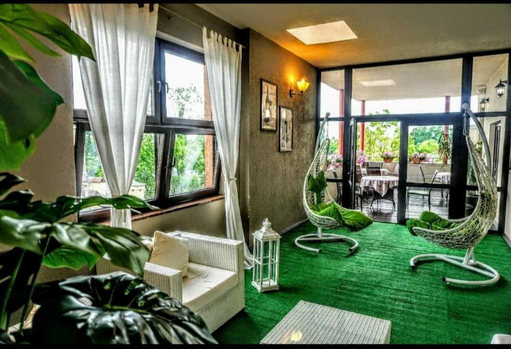 Aviator Hotel Restauracja & SPA - View 3