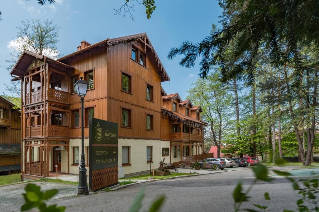 Hotel Batory - Main view