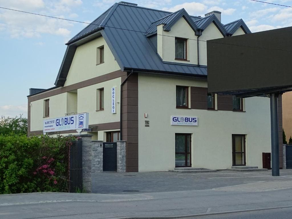 Aparthotel Globus - bezkontaktowa obsługa - Main view