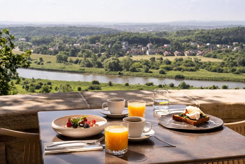 Forest Hotel - View 3