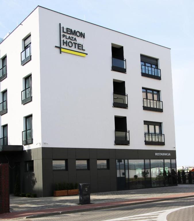 Lemon Plaza Hotel - Main view