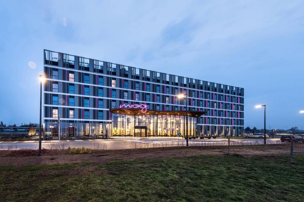 Moxy Poznań Airport - Main view