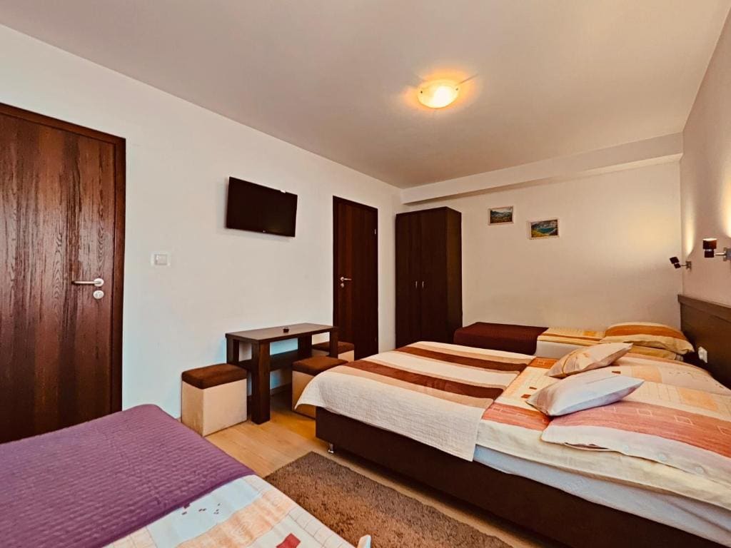Pokoje u Moniki Zakopane - Tatra View, Free Parking & WiFi - View 5