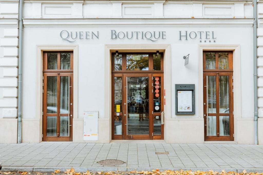 Queen Boutique Hotel - Main view