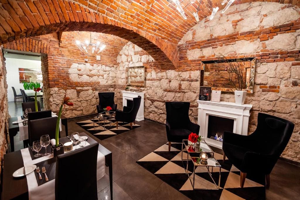 Queen Boutique Hotel - View 3