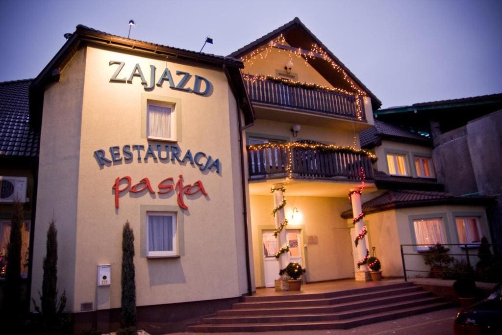 Zajazd Pasja - Main view