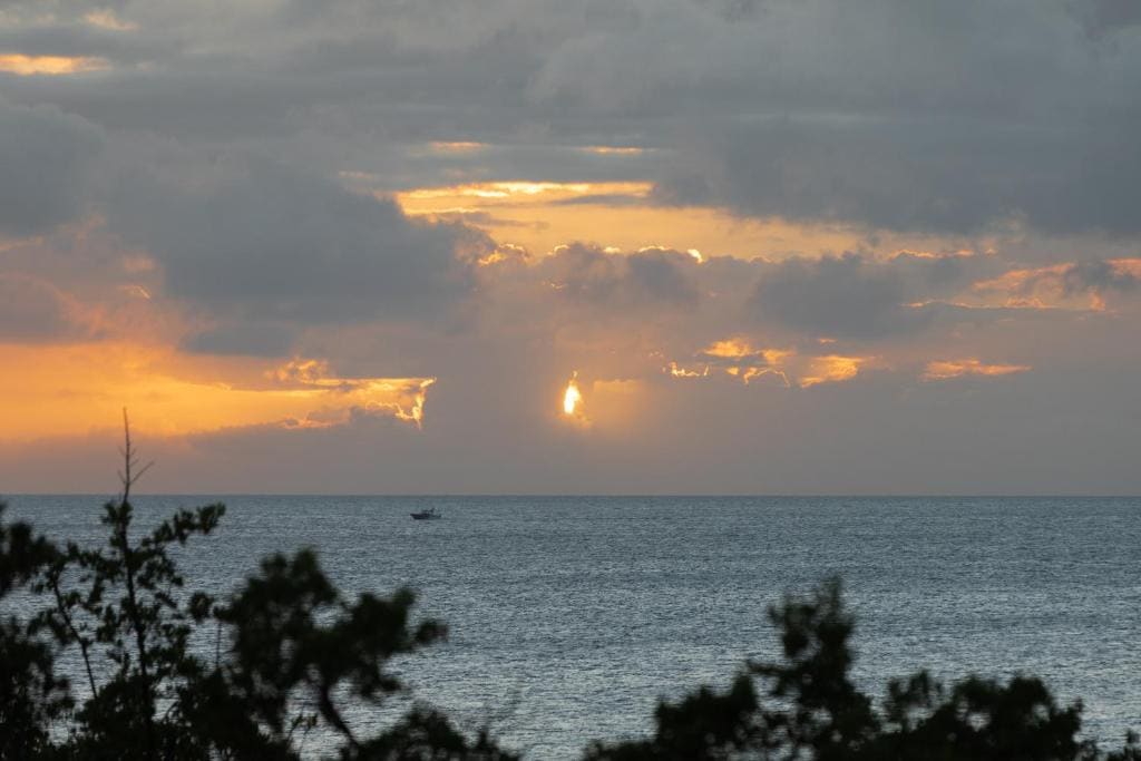 Red Sunset Beach Club - View 3