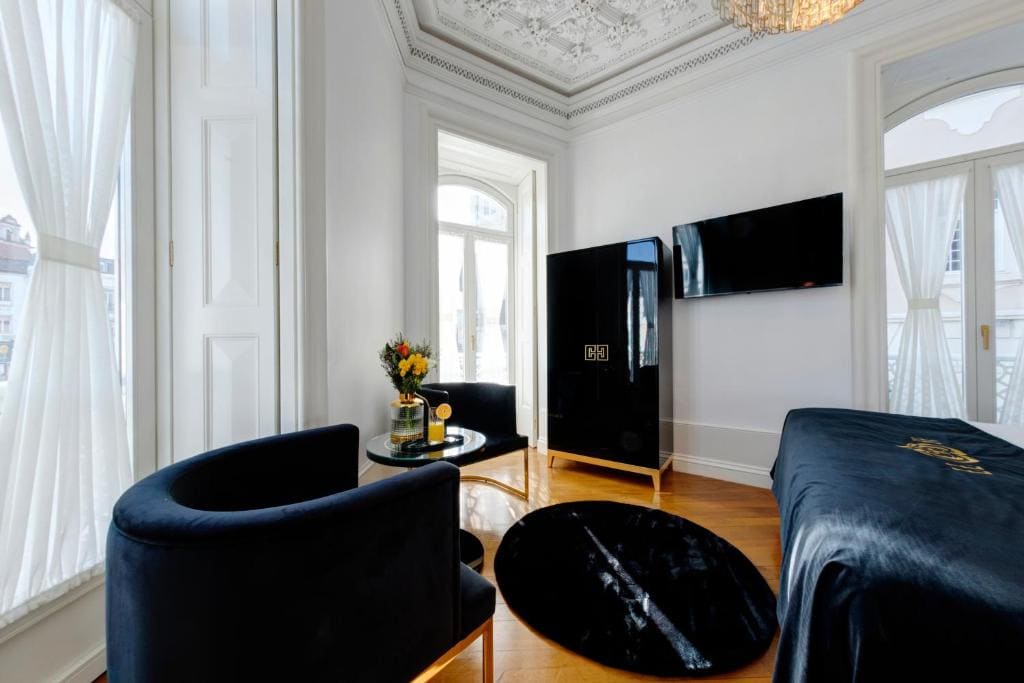 1877 Estrela Palace - View 5