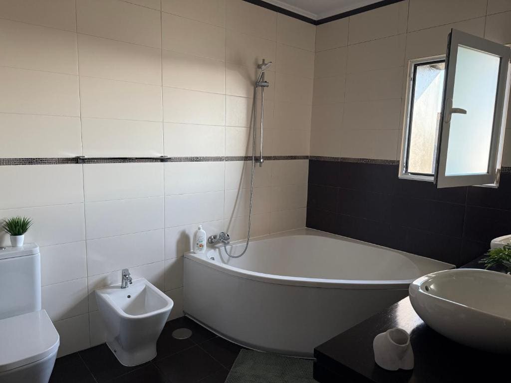 Almaré Guest House - View 2