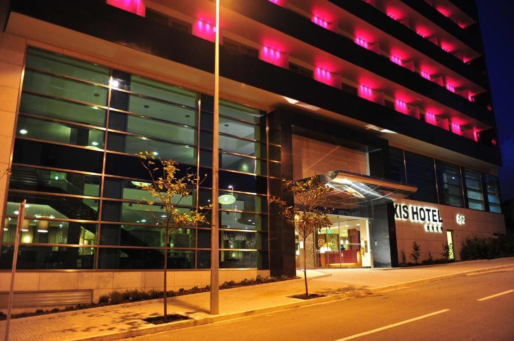 Axis Porto Business & Spa Hotel - Main view