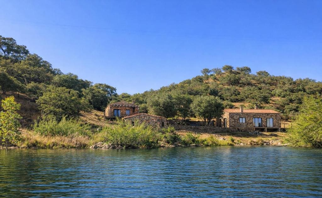 Casas de Campo do Castro da Cola - Main view