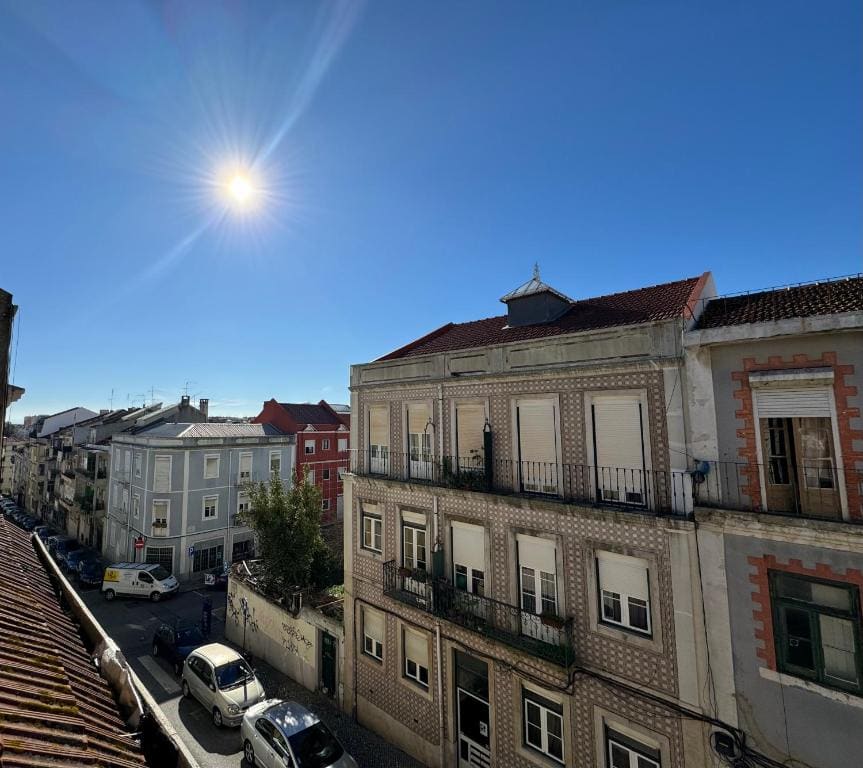 Low Cost Arroios - View 7