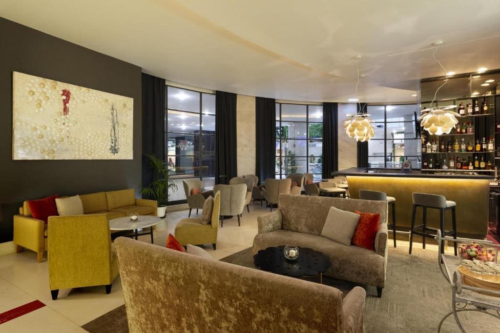 NH Collection Lisboa Liberdade - View 3