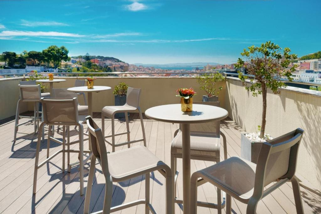 NH Collection Lisboa Liberdade - View 7