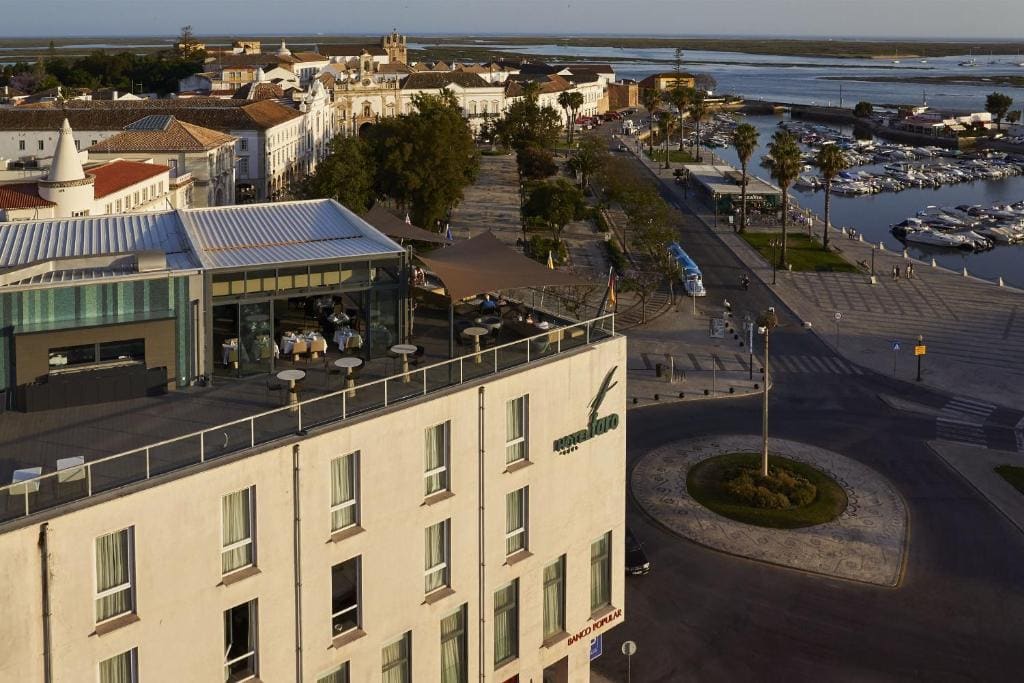 Occidental Faro - Main view