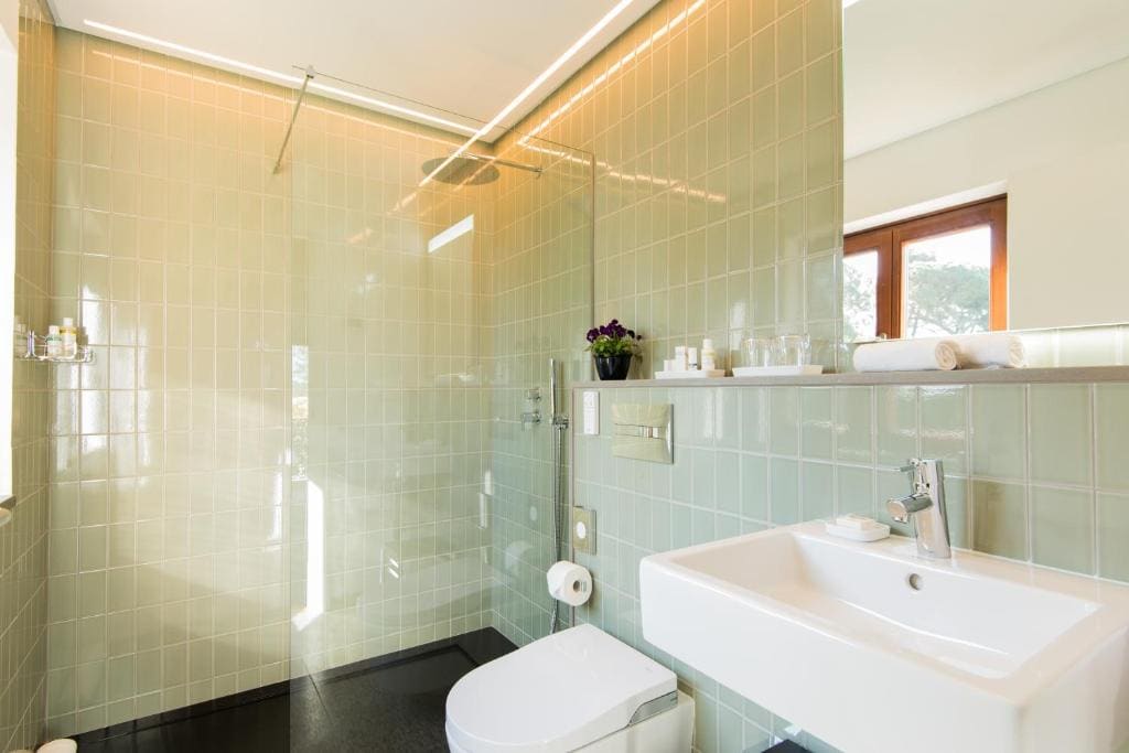 Quinta das Pedras - Small Luxury Guesthouse - View 3