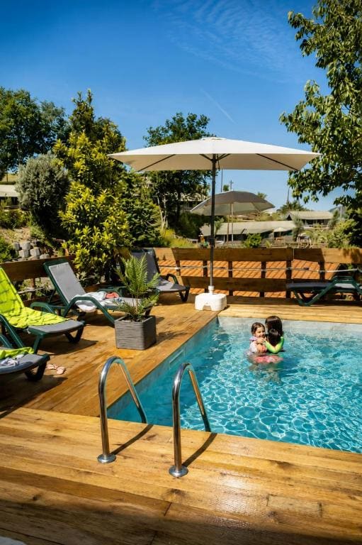 Safari Glamping Portugal Penguin - View 7