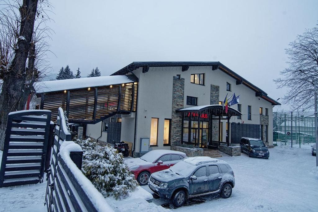 AQUARIUS BOUTIQUE HOTEL - Main view