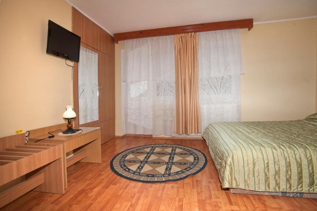 Casa Tudor - View 4