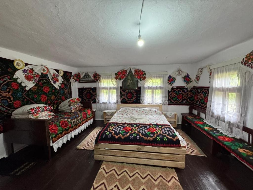 Glamping - Casuta de pe Fiad - View 2