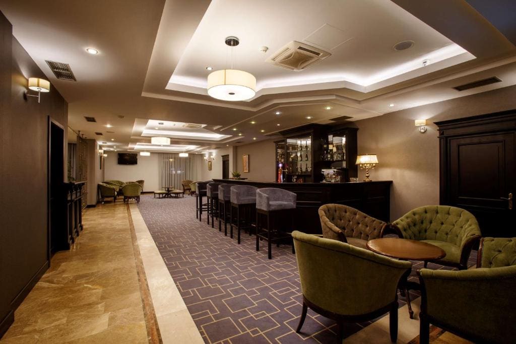 DoubleTree by Hilton Hotel Sighisoara - Cavaler - View 5