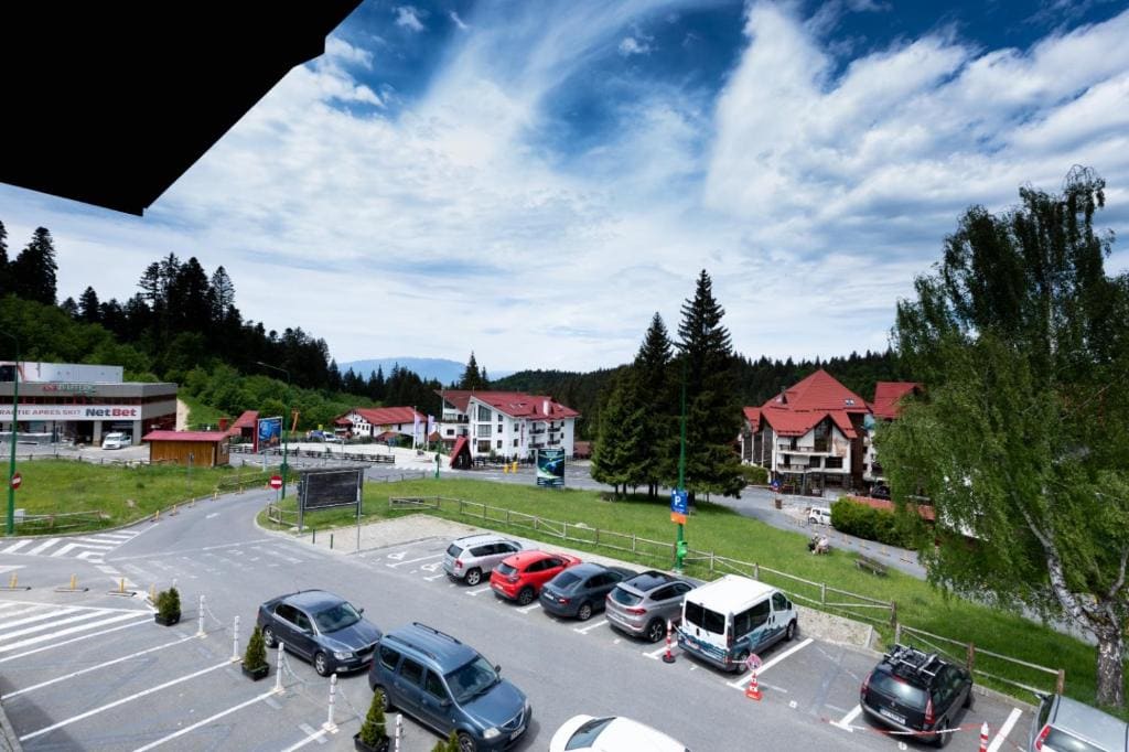 Club Rossignol - View 3