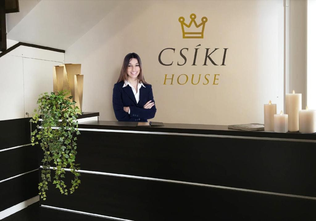 Csiki Hotel - Main view