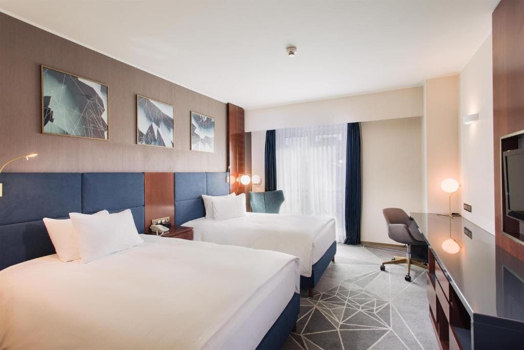 DoubleTree by Hilton Hotel Cluj - City Plaza - View 7