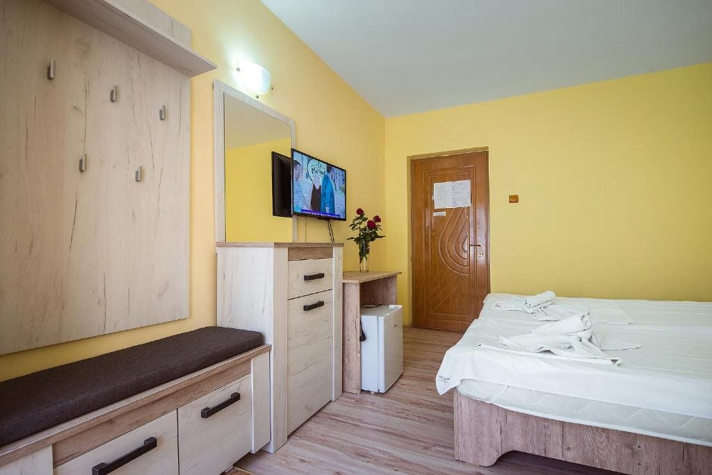 COMPLEX Alutus -Camere de inchiriat - View 3