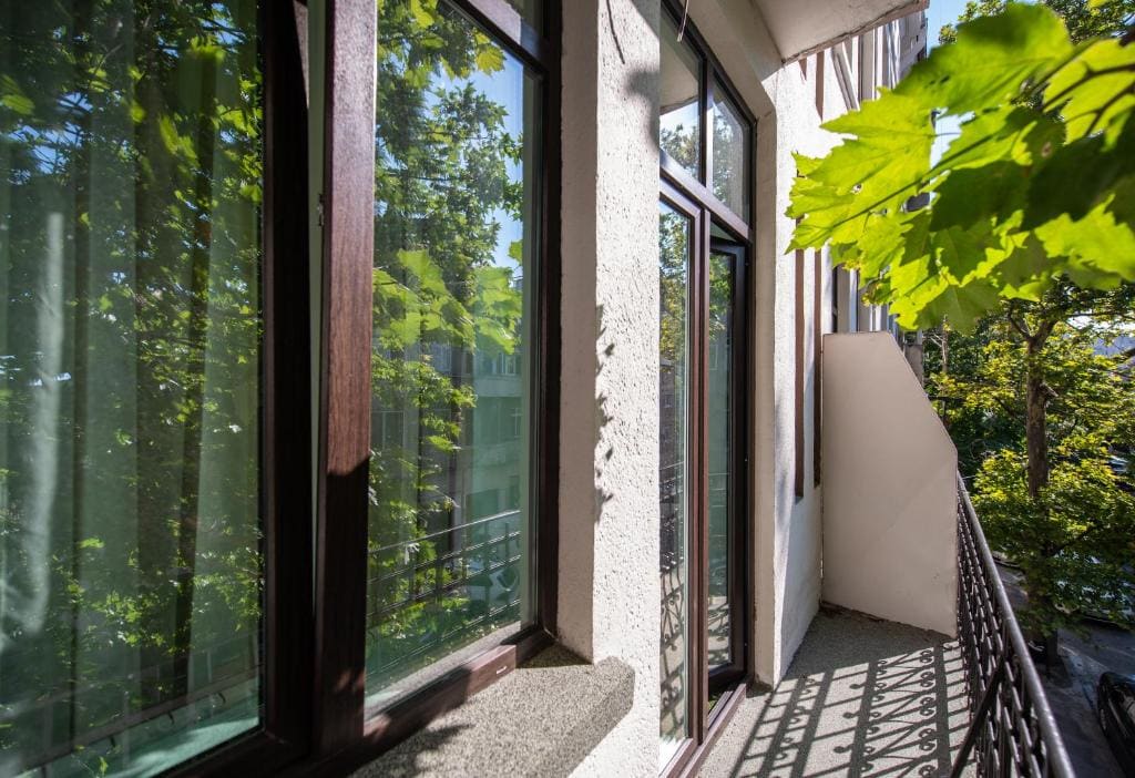 JMR Royal -Luxury Rooms & Private Sauna - View 5