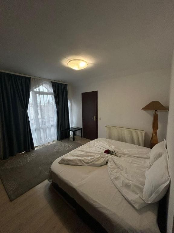 Pension La Noblesse - Main view