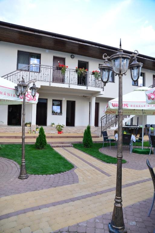 Pensiune Restaurant Flamingo - Vista 5