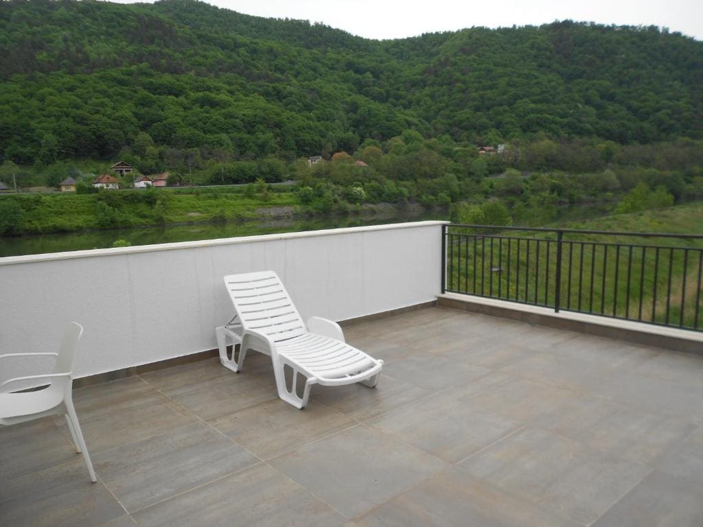 Andrana - View 5