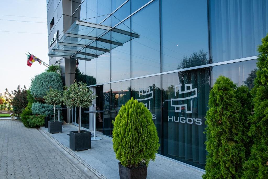 Sky Hotel - Main view
