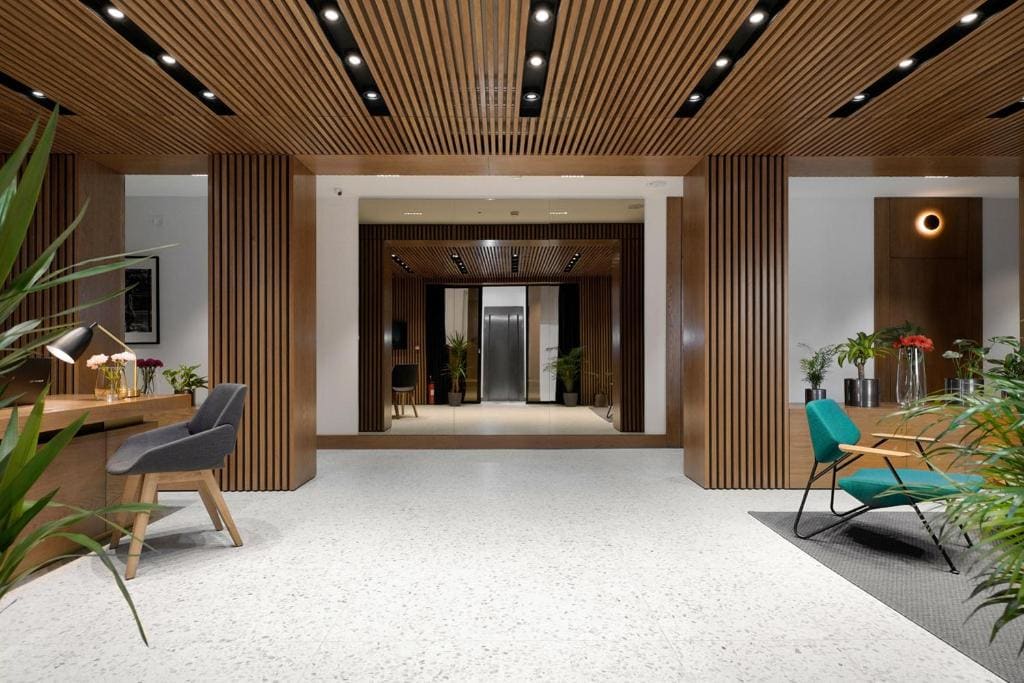 Dominic Smart & Luxury Suites - Edition - View 4