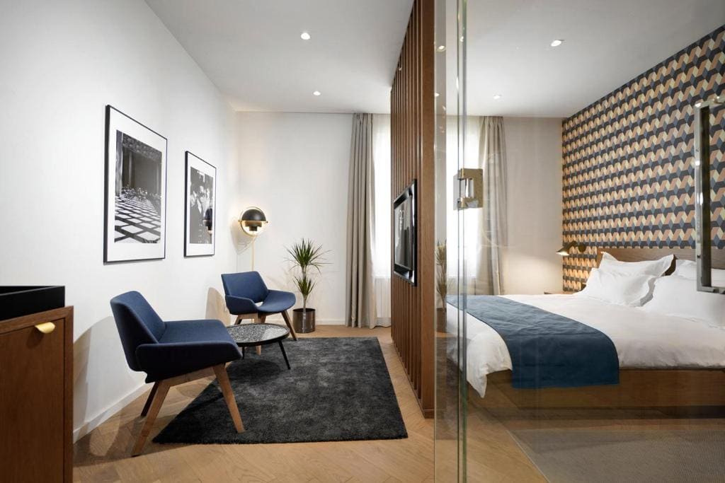 Dominic Smart & Luxury Suites - Edition - View 2