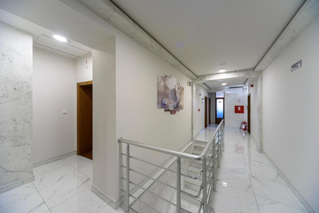 Garni Hotel Mala Moskva - View 2