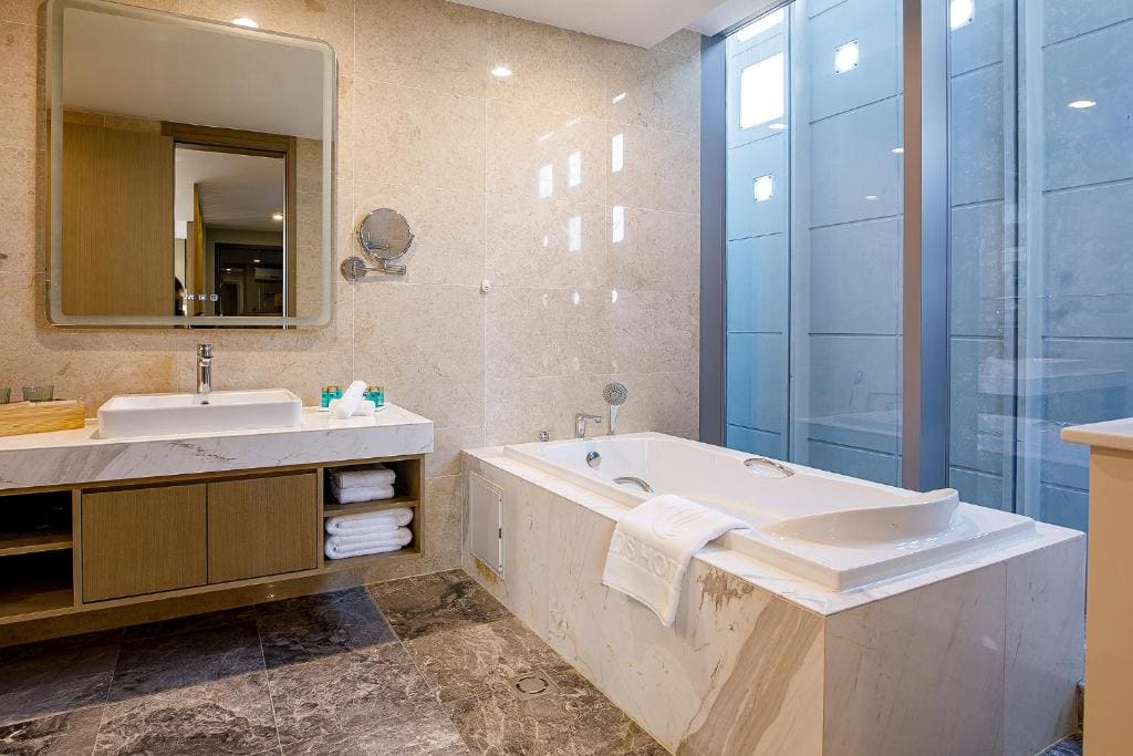 LDS Hotel Belgrade - View 7