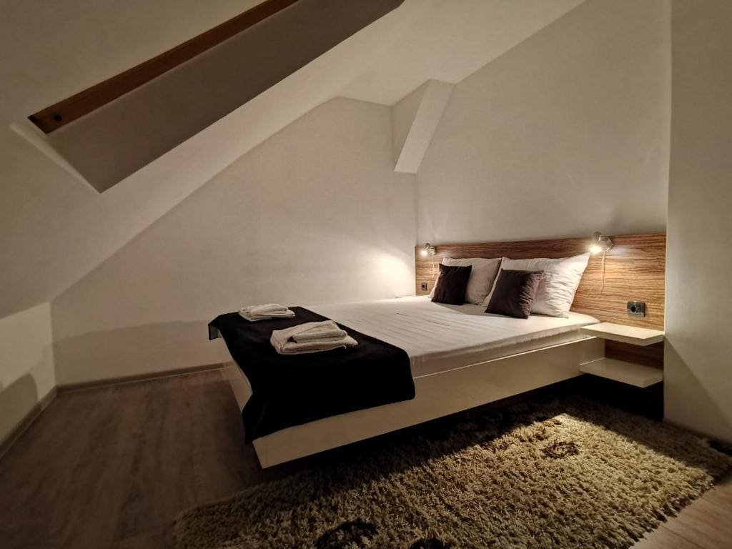 Niš City Center Guest House - 写真 3