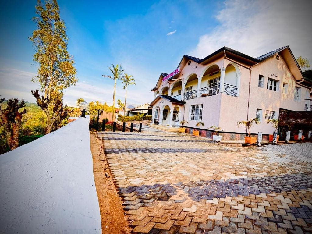 Irebero Boutique Hotel - Main view