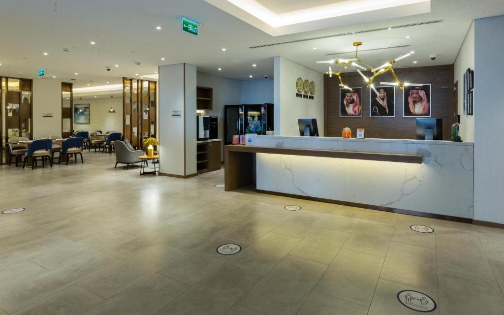 Comfort Hotel Jeddah King Road - View 5