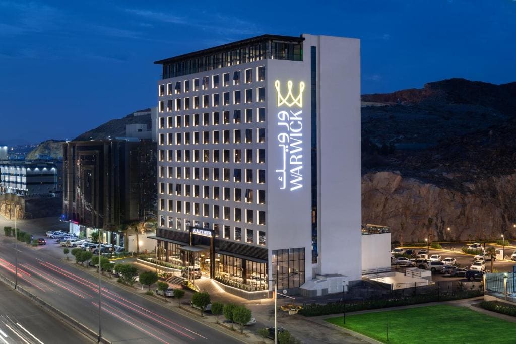 Warwick Al Taif Hotel - Main view